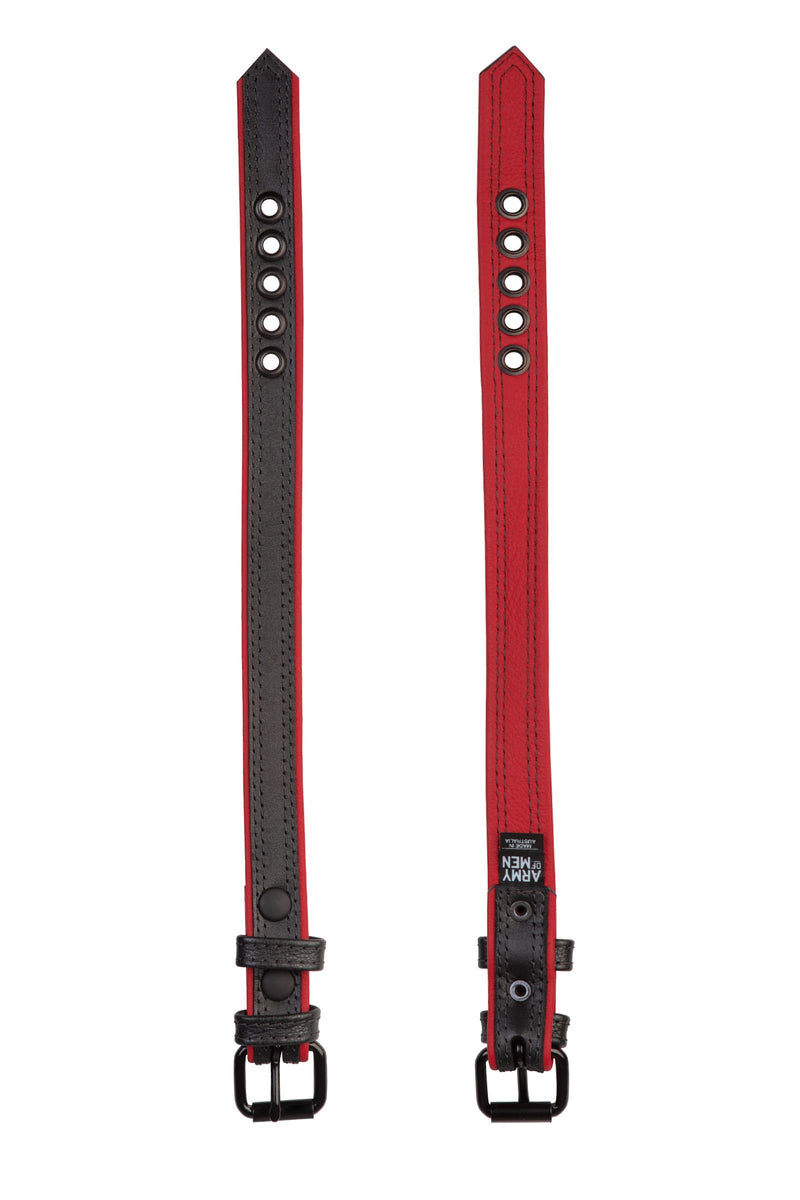 A side-by-side display of both sides of a 1" wide COMBAT ARMBELT NARROW - Red with matte black hardware.