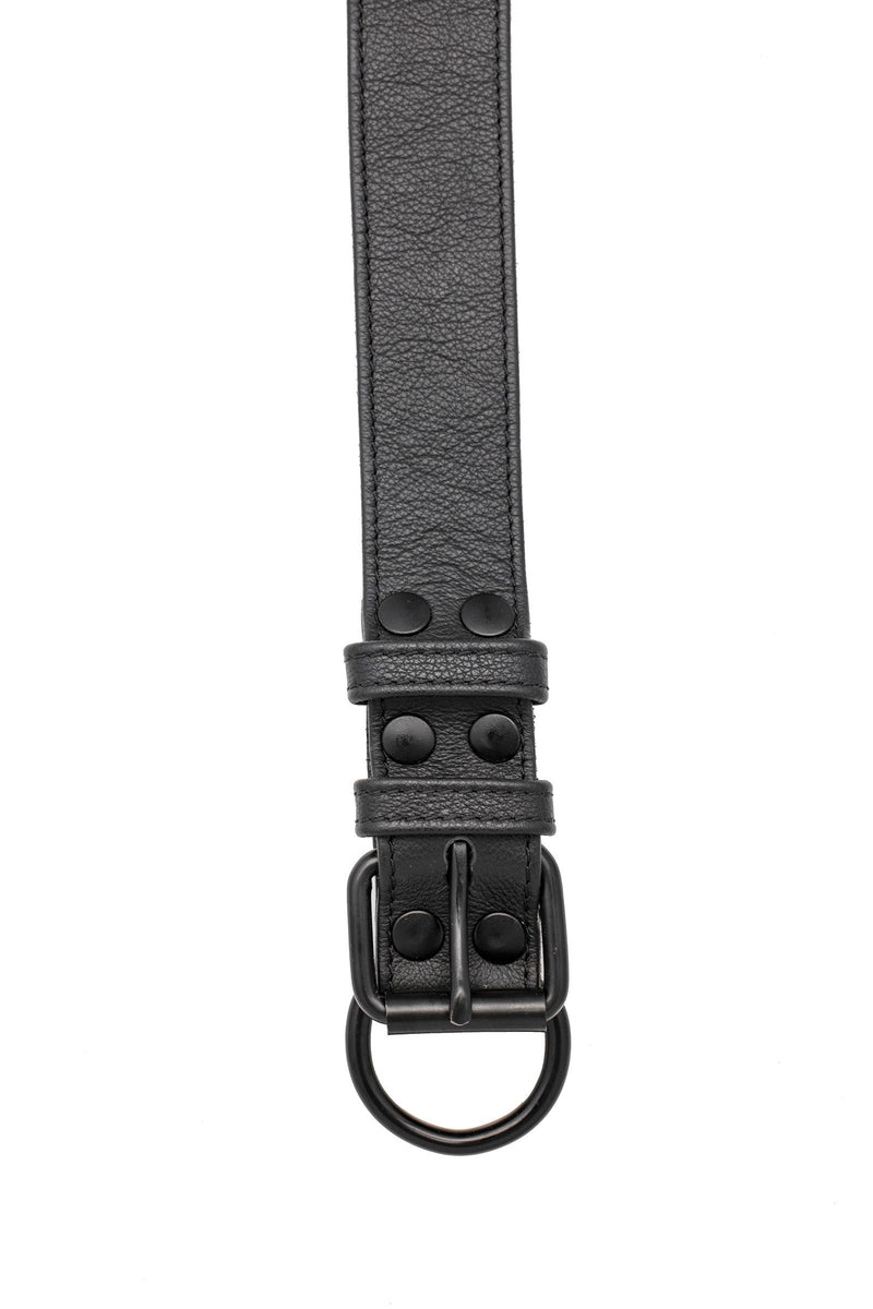 Overhead view of a 1.5" wide ARMY OF MEN black leather collar with matte black rivets, buckle, and D-ring.