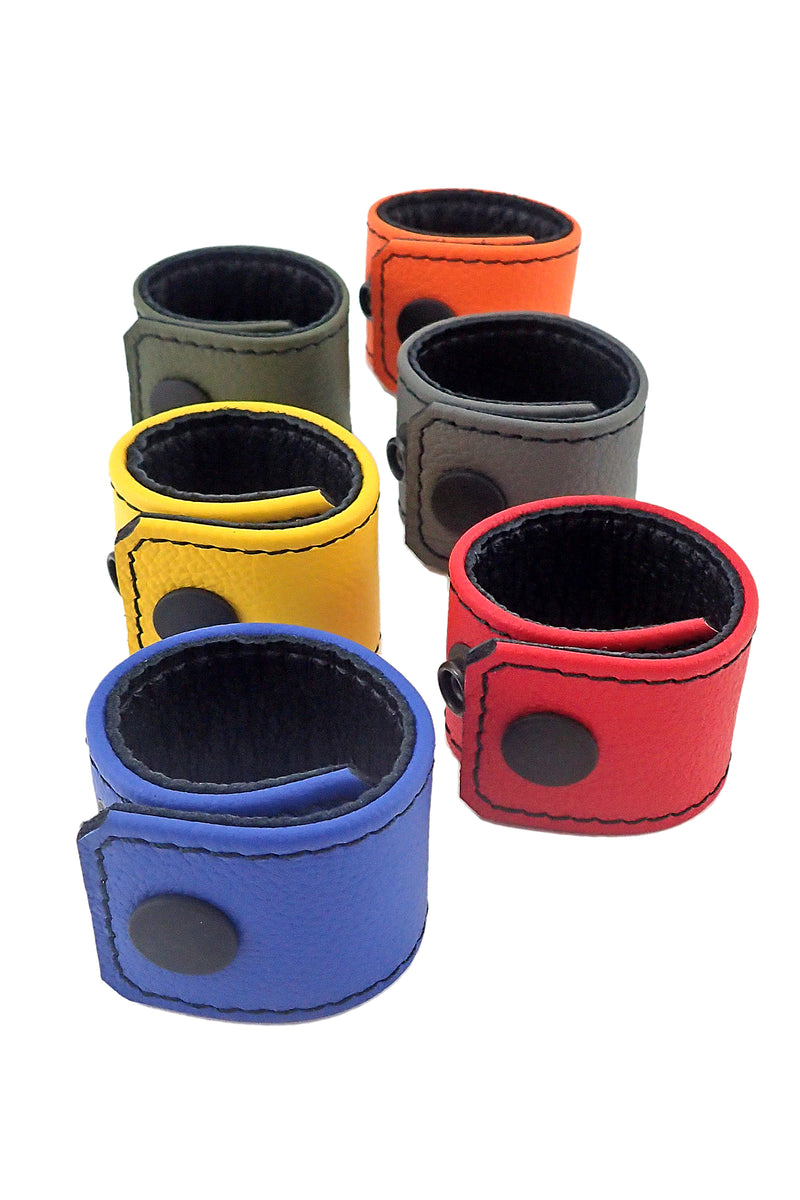 6 coloured leather 1.5" wide ball stretchers